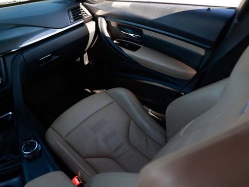 Used 2015 BMW M3 image 24