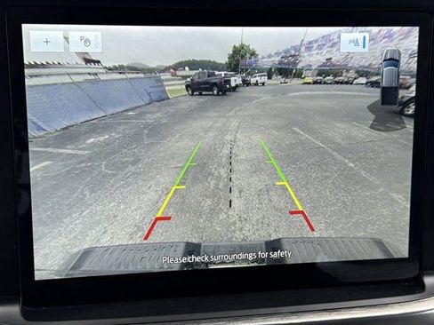 Used 2022 Ford F150 Lariat image 32