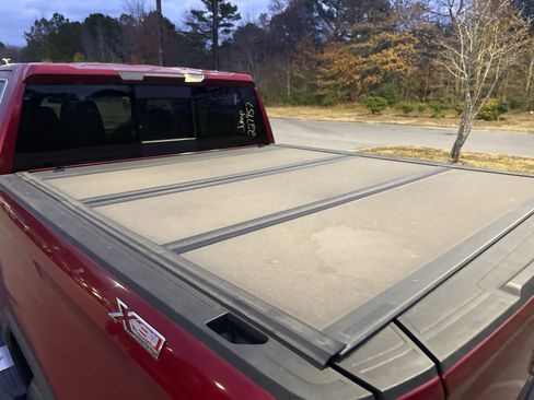 Used 2019 GMC Sierra 1500 SLT w/ SLT Premium Plus Package image 5