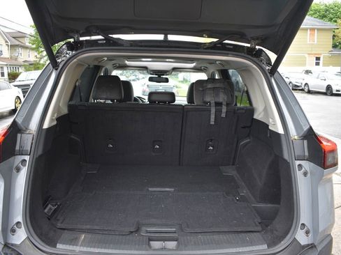 Used 2021 Nissan Rogue SL AWD/4WD image 32