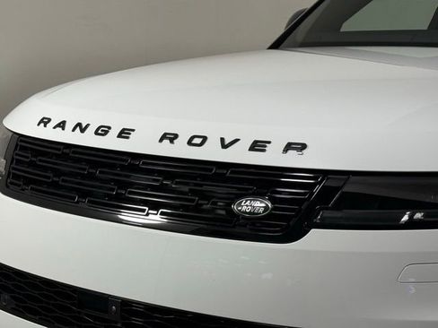 New 2025 Land Rover Range Rover Sport Dynamic SE image 14