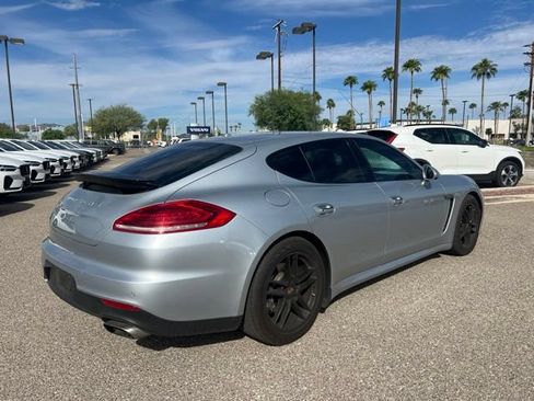 Used 2016 Porsche Panamera Edition RWD image 3