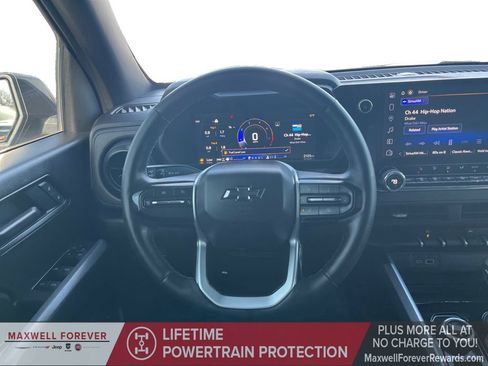 Used 2025 Chevrolet Colorado Trail Boss image 21