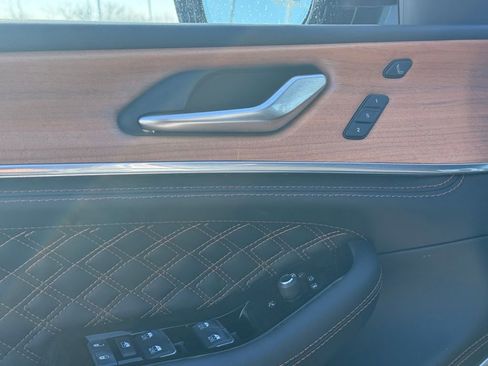 Certified 2023 Jeep Grand Cherokee L Summit image 16