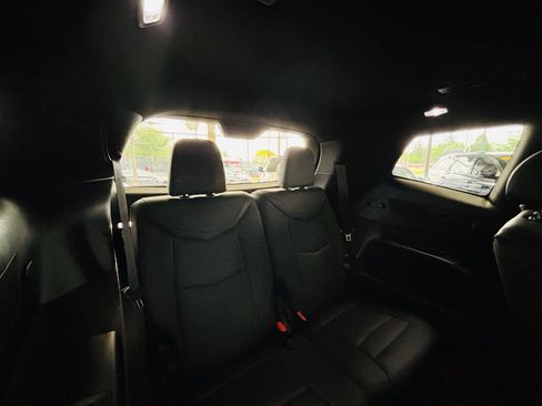 Used 2024 Cadillac XT6 Premium Luxury w/ Technology Package FWD image 41
