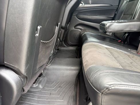 Used 2019 Jeep Grand Cherokee Altitude RWD image 18