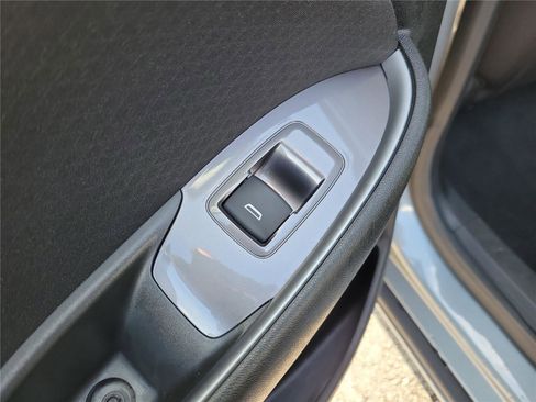 Used 2024 Chevrolet Malibu LT FWD image 16