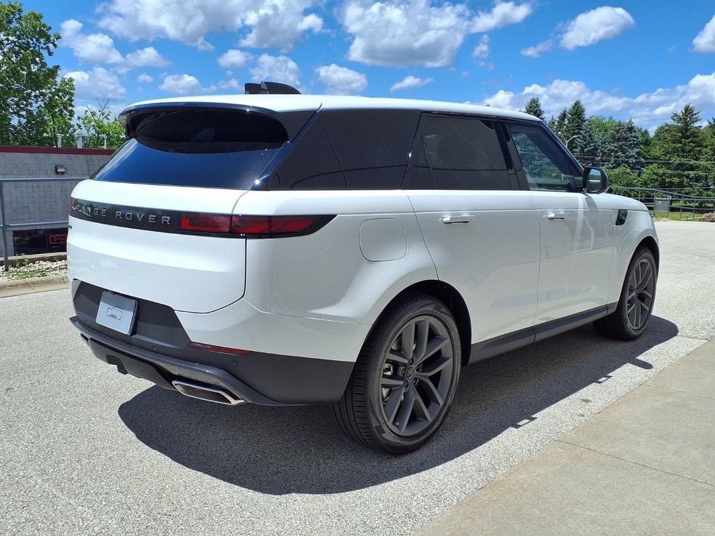 New 2026 Land Rover Range Rover Sport SE AWD/4WD image 5