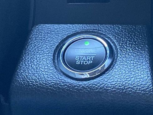 Used 2018 Ford F150 Lariat w/ Equipment Group 502A Luxury image 13