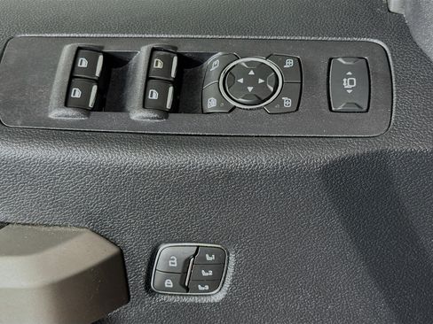 Used 2021 Ford F250 Lariat AWD/4WD image 22