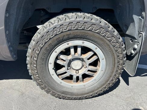 Used 2015 Toyota Tundra SR5 w/ SR5 Upgrade Package image 6