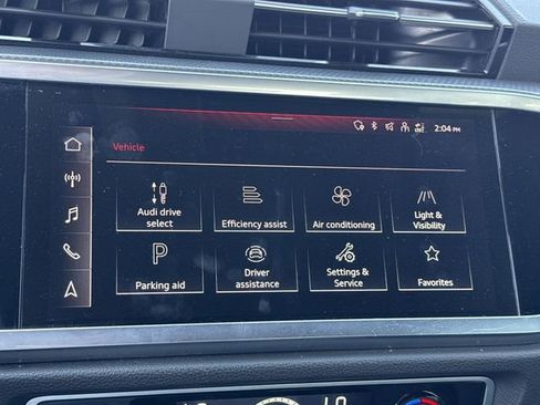 Used 2022 Audi Q3 2.0T Premium Plus image 23