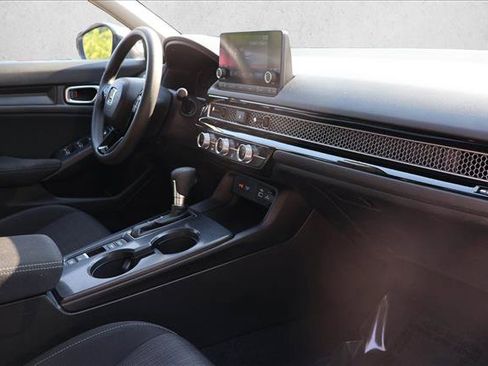 Used 2023 Honda Civic LX image 27