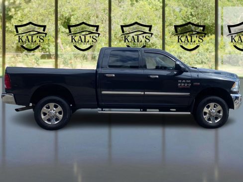 Used 2014 RAM 3500 Big Horn image 4