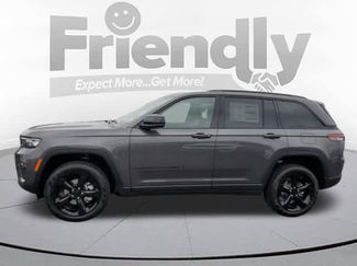 New 2025 Jeep Grand Cherokee Limited w/ Luxury Tech Group II video 2
