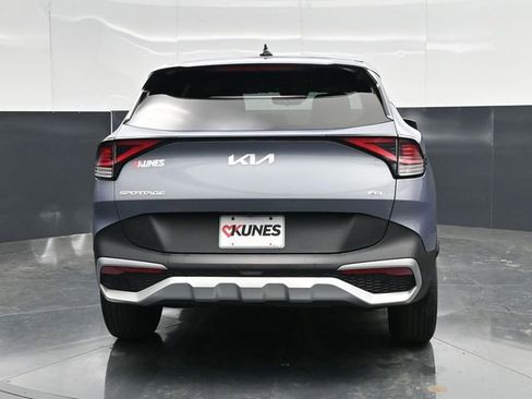 Used 2025 Kia Sportage LX AWD/4WD image 12
