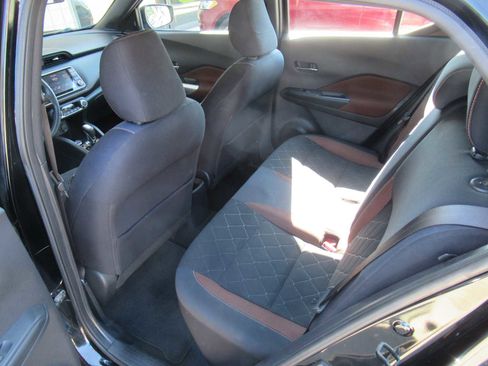 Used 2018 Nissan Kicks SR w/ Exterior Electronics Package image 31