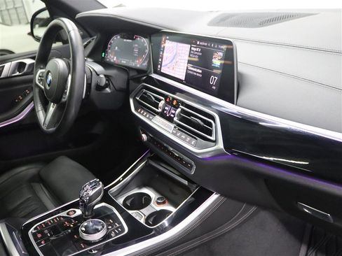 Used 2020 BMW X5 M50i w/ Executive Package AWD/4WD image 31