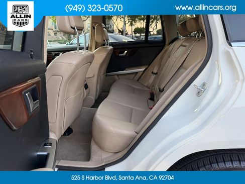 Used 2012 Mercedes-Benz GLK 350 4MATIC image 11
