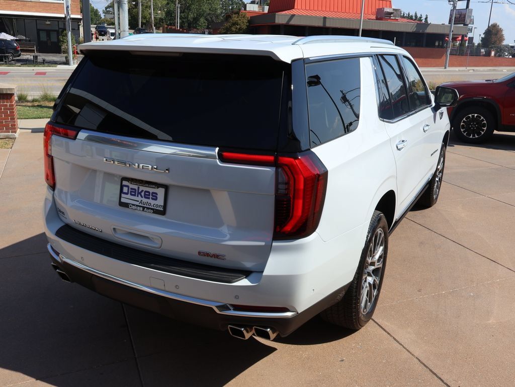 Certified 2026 GMC Yukon Denali w/ Denali Reserve Package AWD/4WD image 5