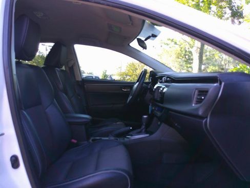 Used 2016 Toyota Corolla S FWD image 18