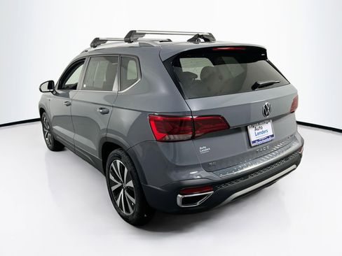 Used 2023 Volkswagen Taos SE image 7
