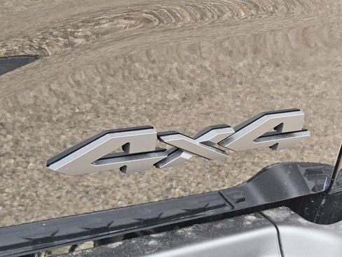 New 2026 RAM 2500 Laramie w/ Night Edition AWD/4WD image 8