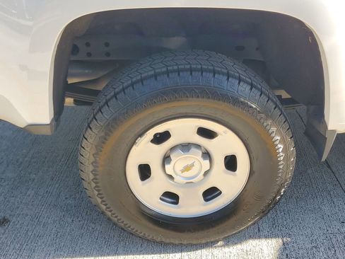 Used 2020 Chevrolet Colorado W/T RWD image 7