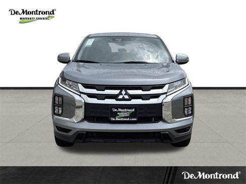New 2025 Mitsubishi Outlander Sport SE image 2