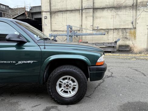 Used 1999 Dodge Dakota SLT image 25