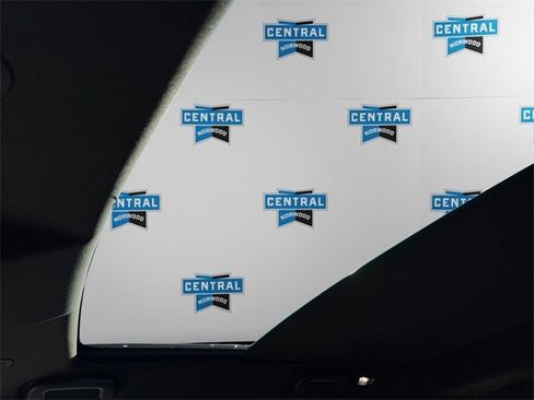 Used 2023 Land Rover Discovery Sport SE R-Dynamic image 12