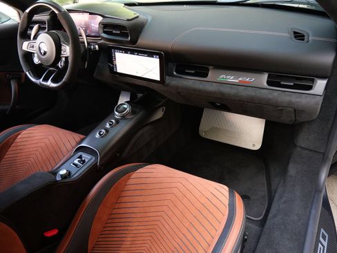 Used 2023 Maserati MC20 Coupe RWD image 29