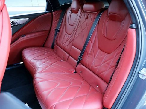 Used 2023 BMW XM image 24