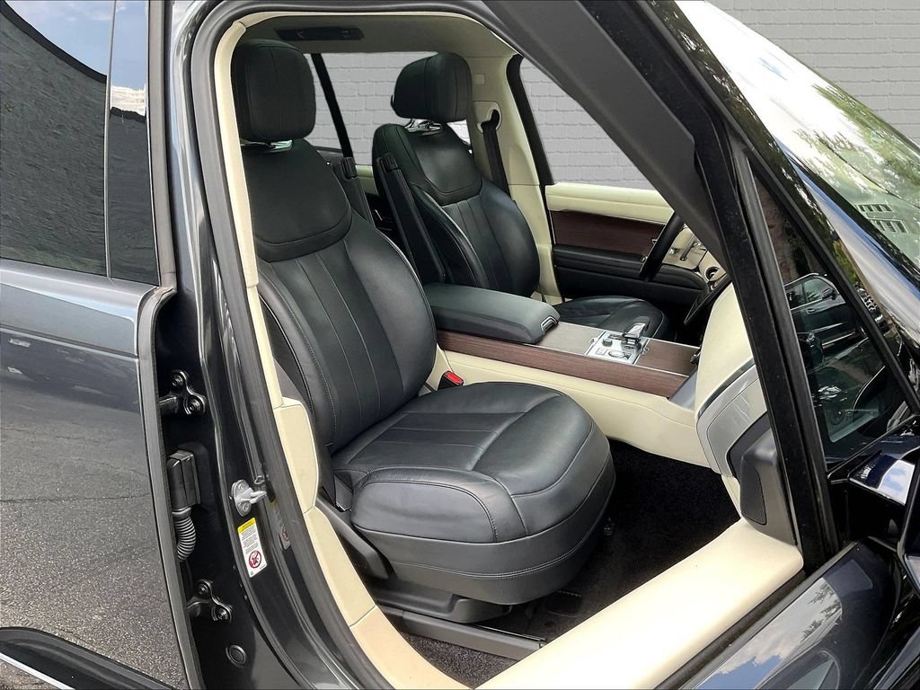Used 2023 Land Rover Range Rover SE AWD/4WD image 28