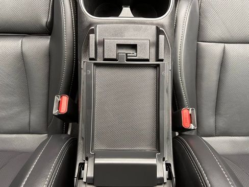 Used 2023 Subaru Outback Limited w/ Popular Package #2 image 18