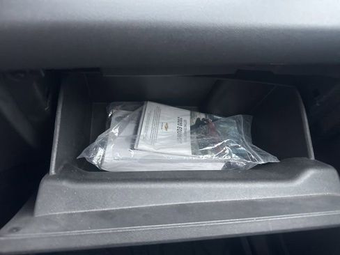 Used 2020 Chevrolet Equinox LT image 36