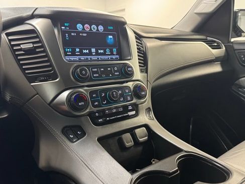 Used 2019 Chevrolet Tahoe LT w/ RST Edition AWD/4WD image 23