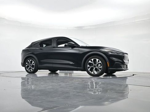 Used 2025 Ford Mustang Mach-E Select image 31