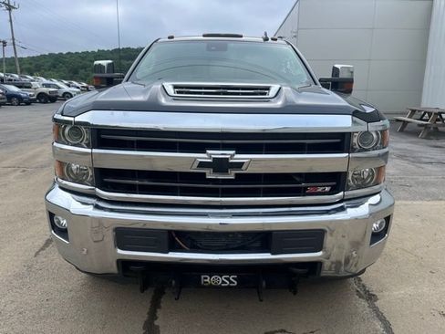 Used 2019 Chevrolet Silverado 3500 LTZ w/ LTZ Plus Package AWD/4WD image 11