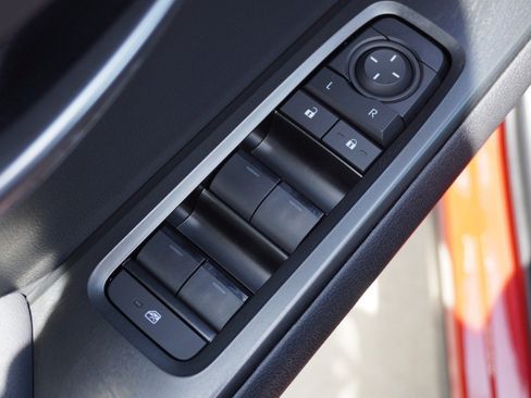 Certified 2025 Lexus UX 300h FWD w/ Accessory Package (Z1) image 23
