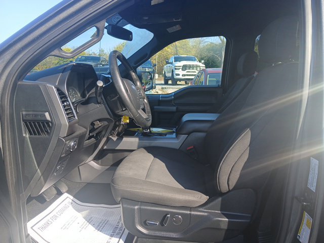 Used 2018 Ford F150 XLT w/ Equipment Group 302A Luxury AWD/4WD image 19