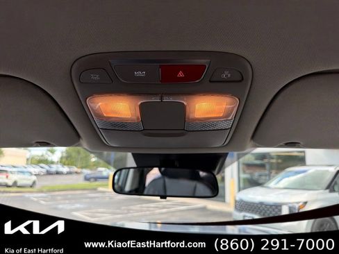 Used 2024 Kia Telluride S AWD/4WD image 24