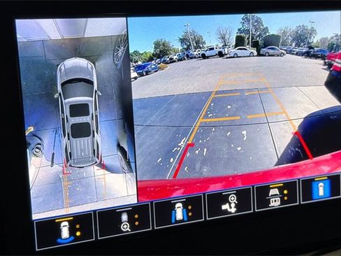 Used 2022 Chevrolet Traverse Premier w/ LPO, Floor Liner Package image 28