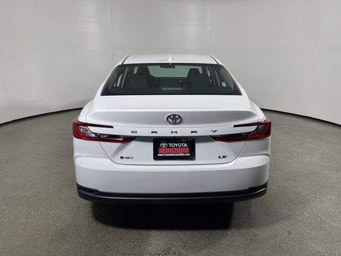 Used 2025 Toyota Camry LE FWD image 4