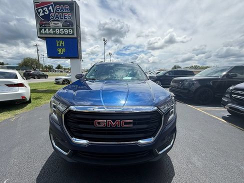 Used 2022 GMC Terrain SLE w/ Driver Convenience Package FWD image 9