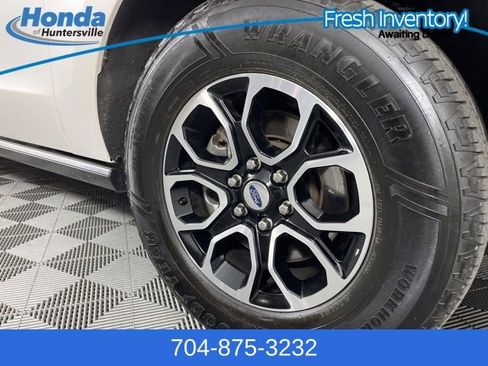 Used 2018 Ford Expedition Limited w/ Equipment Group 301A image 13