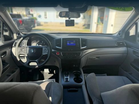Used 2021 Honda Pilot LX image 12