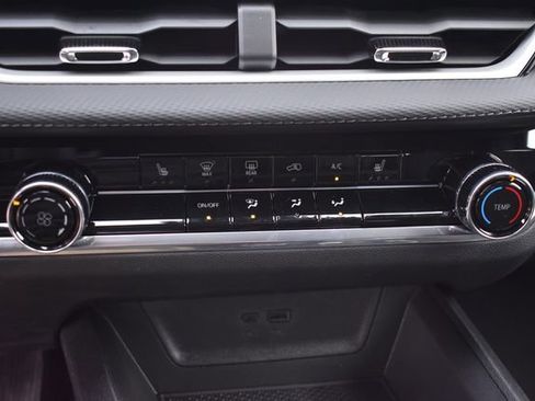 New 2026 Chevrolet Equinox LT image 31