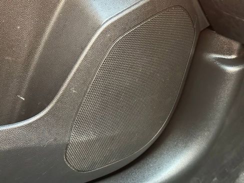 Used 2024 Chevrolet Trax RS w/ Driver Confidence Package image 19