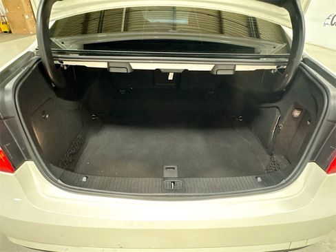 Used 2012 Mercedes-Benz E 350 4MATIC Sedan image 30